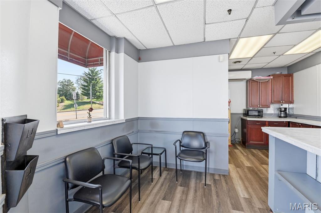 Lauras Sub 1 - Commercial Lease
