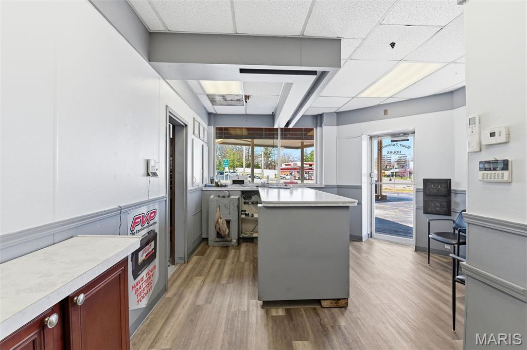 Lauras Sub 1 - Commercial Lease