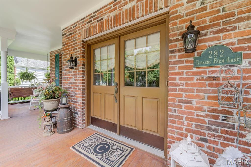 282 Dickens Farm Lane