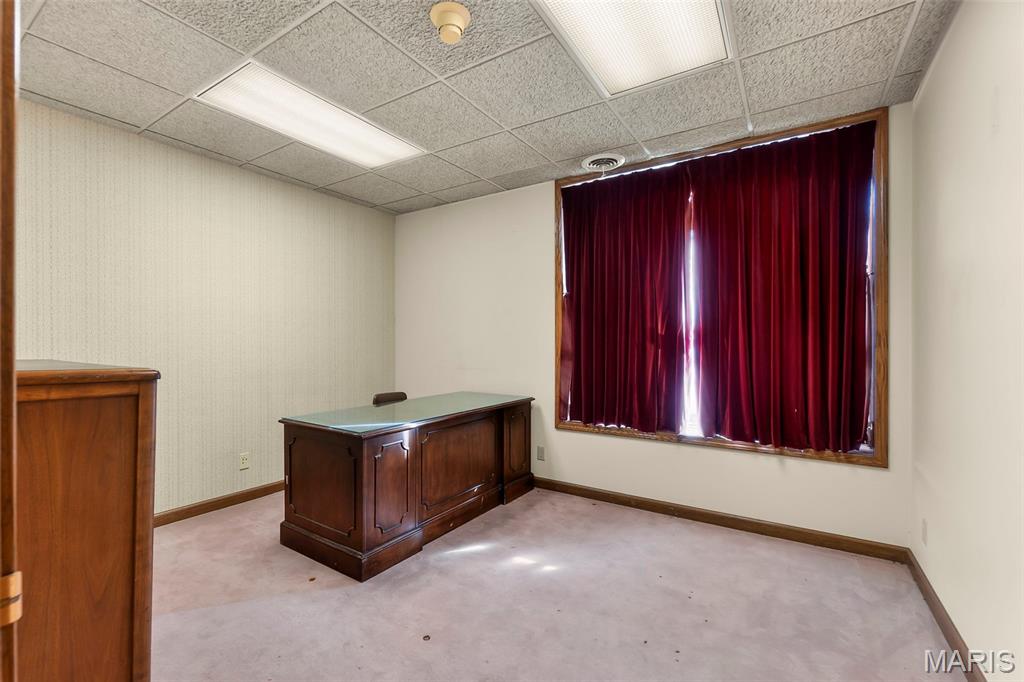 n/a - Commercial Sale