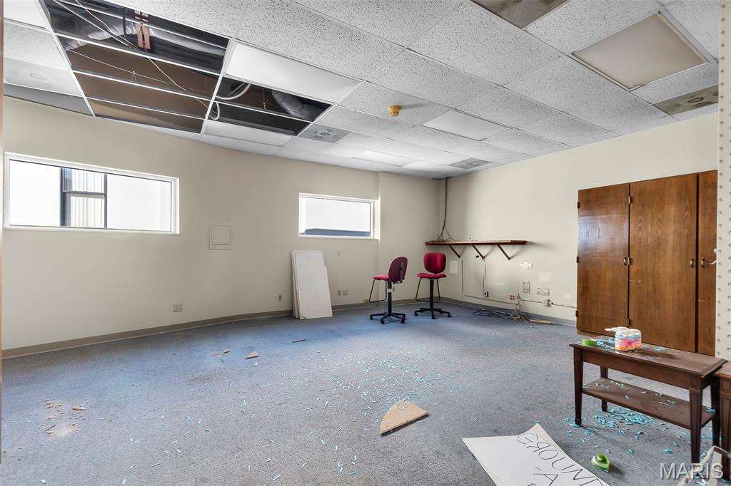 n/a - Commercial Sale