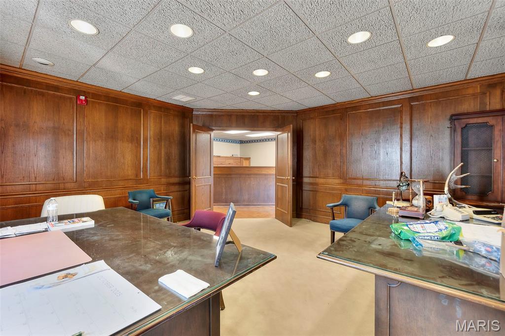 n/a - Commercial Sale