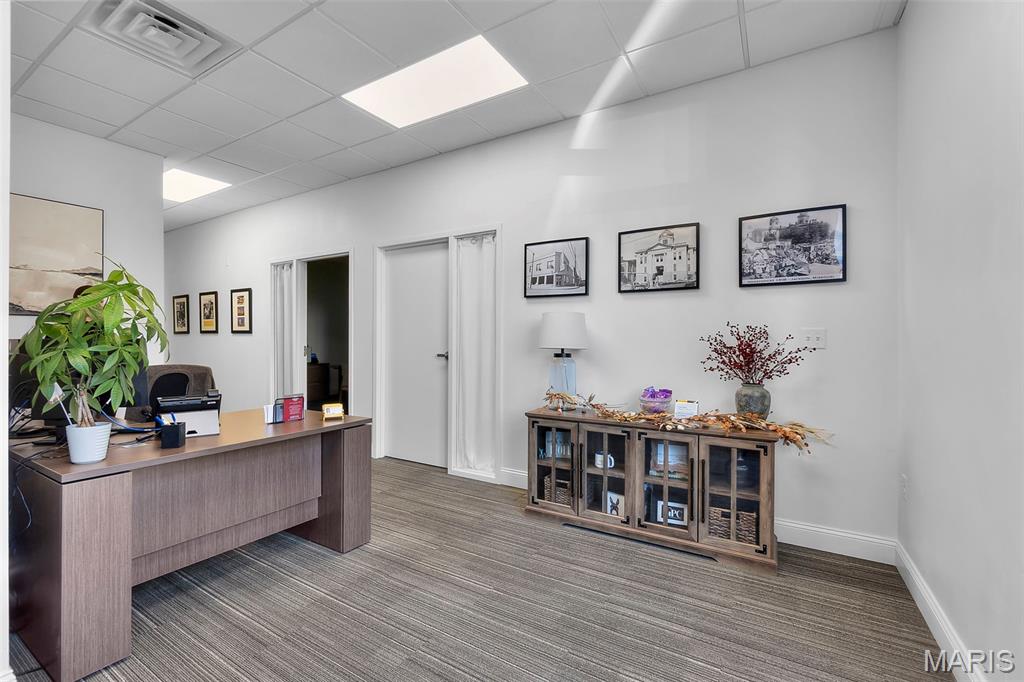 n/a - Commercial Sale