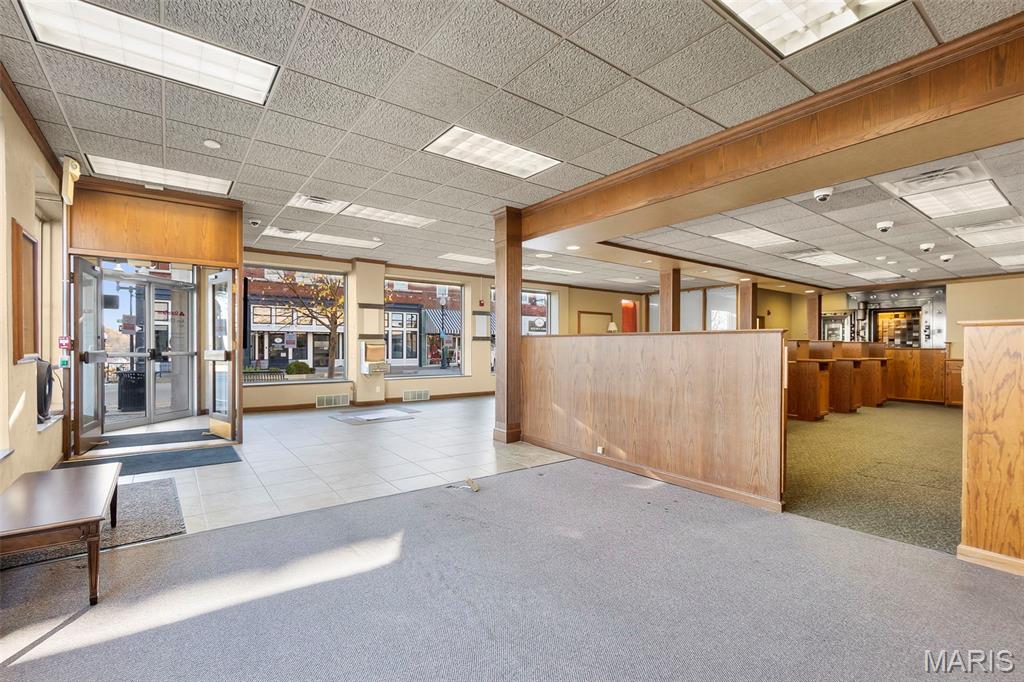 n/a - Commercial Sale