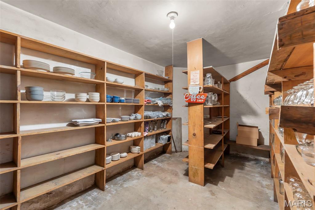 n/a - Commercial Sale