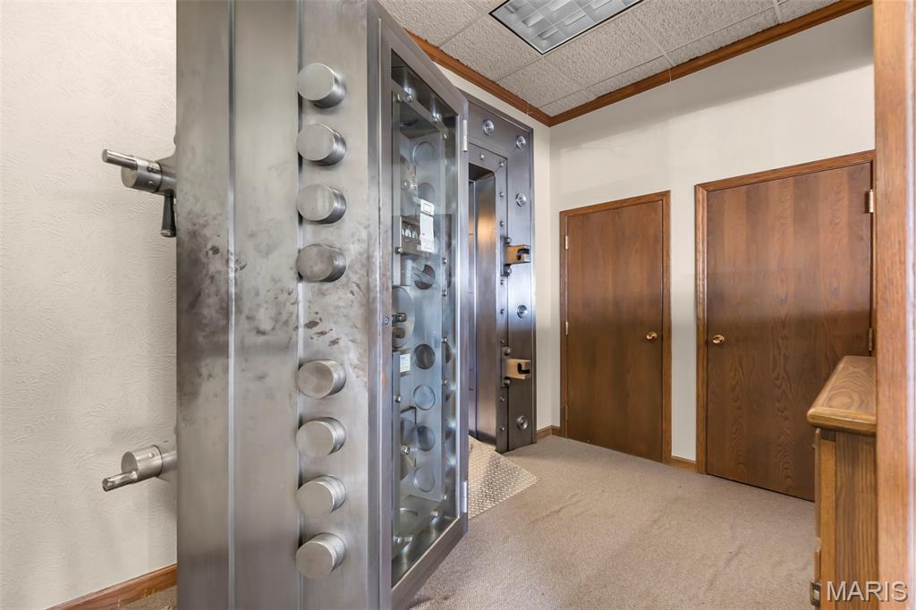 n/a - Commercial Sale