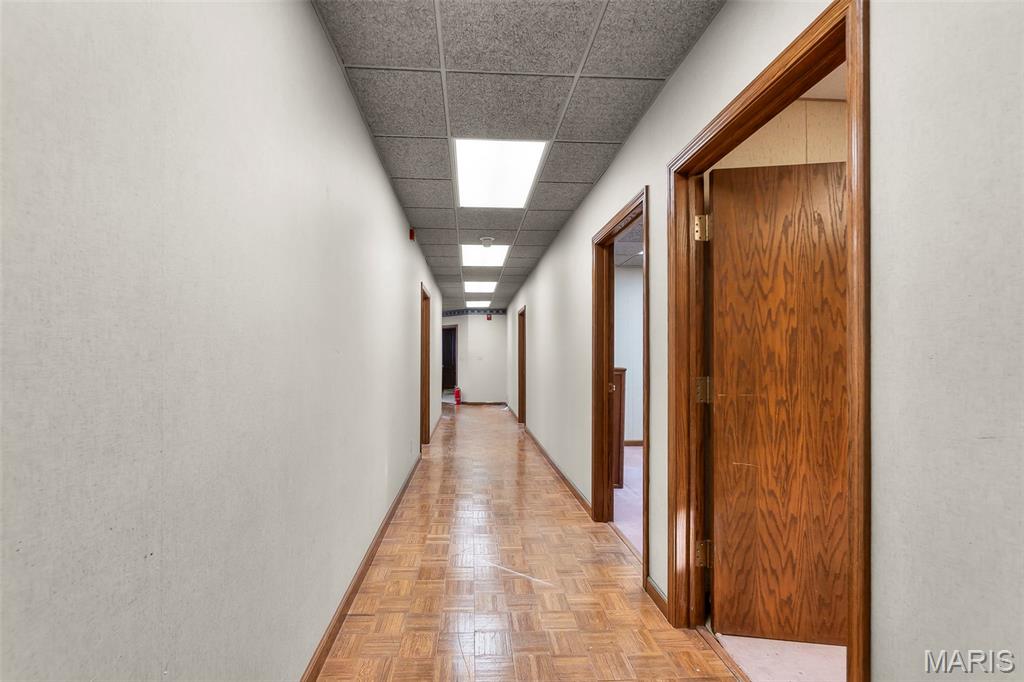 n/a - Commercial Sale