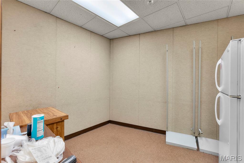 n/a - Commercial Sale