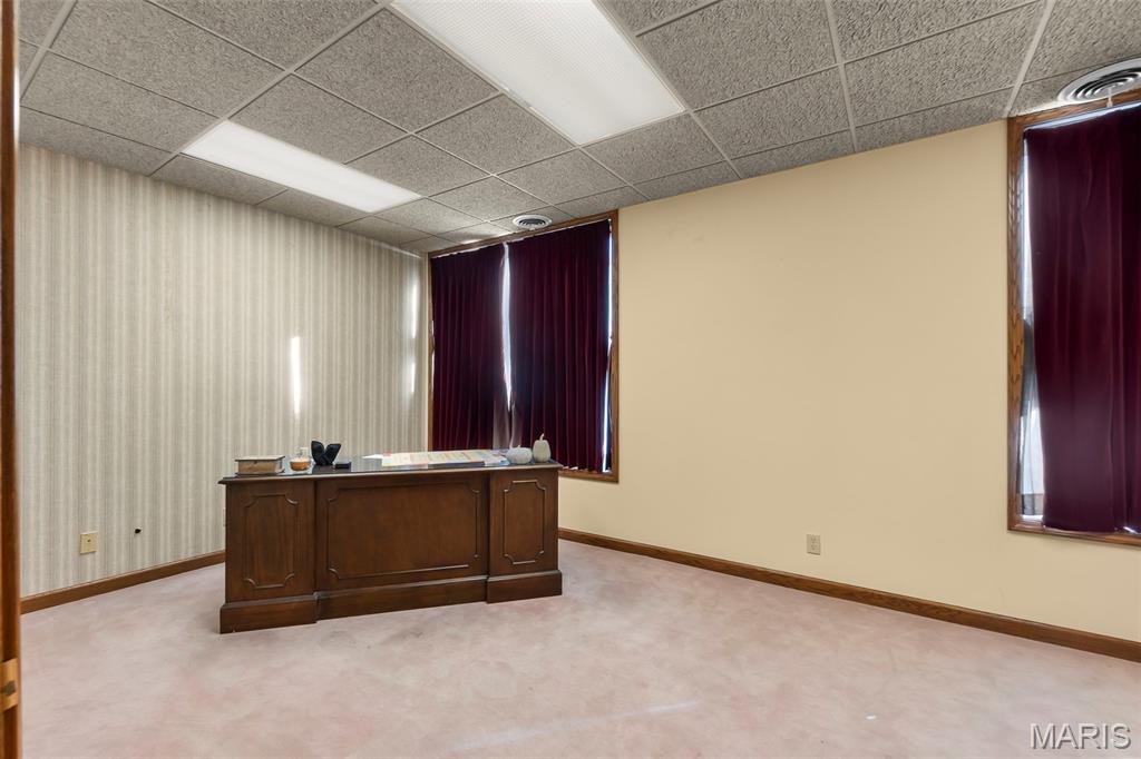 n/a - Commercial Sale