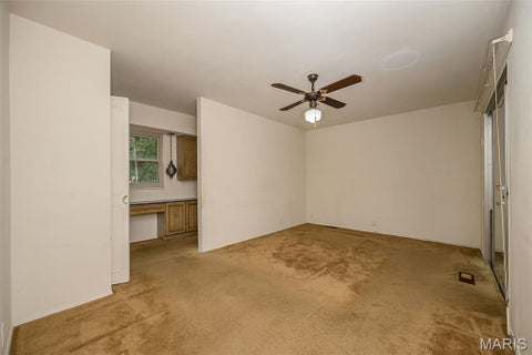 Tiny photo for 425 Kenilworth Lane, Ballwin, MO 63011 (MLS # 26036077)