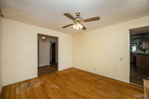 Tiny photo for 425 Kenilworth Lane, Ballwin, MO 63011 (MLS # 26036077)