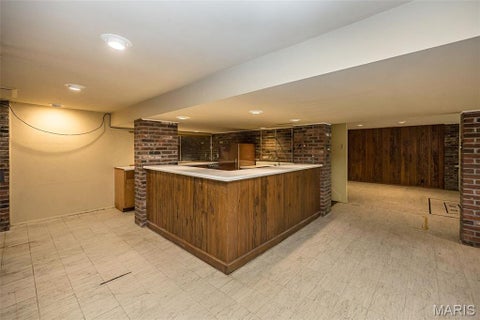 Tiny photo for 425 Kenilworth Lane, Ballwin, MO 63011 (MLS # 26036077)