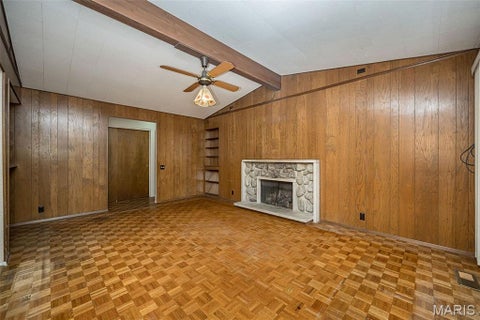 Tiny photo for 425 Kenilworth Lane, Ballwin, MO 63011 (MLS # 26036077)