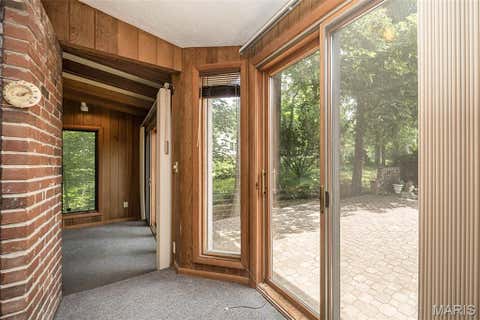 Tiny photo for 425 Kenilworth Lane, Ballwin, MO 63011 (MLS # 26036077)