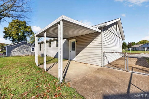 Tiny photo for 11502 Terry Avenue, Maryland Heights, MO 63043 (MLS # 26055431)