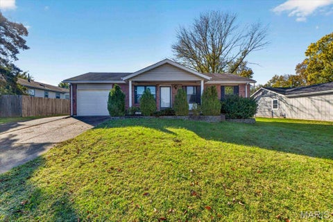 Tiny photo for 11502 Terry Avenue, Maryland Heights, MO 63043 (MLS # 26055431)