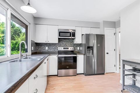 Tiny photo for 650 Towerwood Drive, Ballwin, MO 63021 (MLS # 26042673)