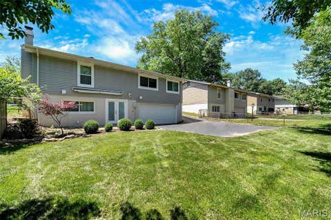 Tiny photo for 650 Towerwood Drive, Ballwin, MO 63021 (MLS # 26042673)
