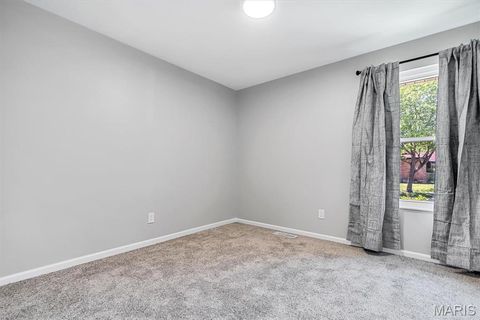 Tiny photo for 650 Towerwood Drive, Ballwin, MO 63021 (MLS # 26042673)