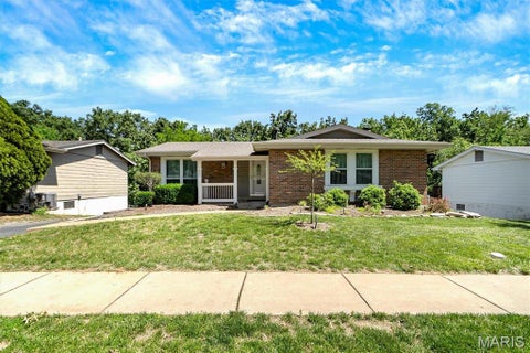 Tiny photo for 650 Towerwood Drive, Ballwin, MO 63021 (MLS # 26042673)