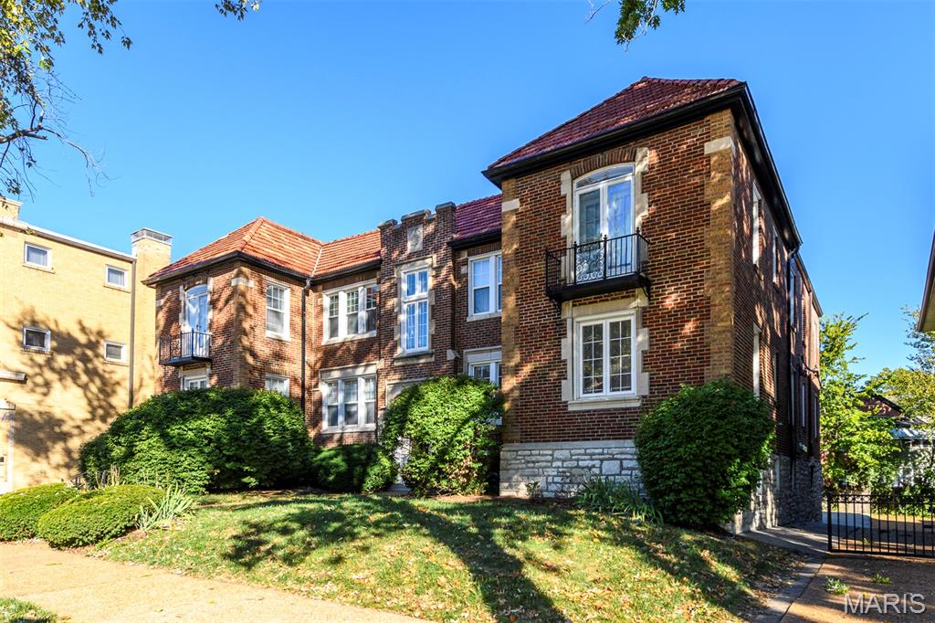 7331 Forsyth Boulevard 1E