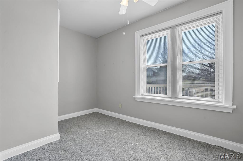 E A Kamps Riverview - Residential Income