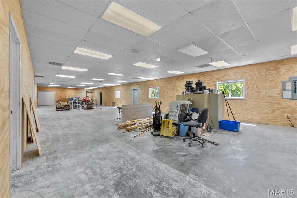 Marquand - Commercial Lease