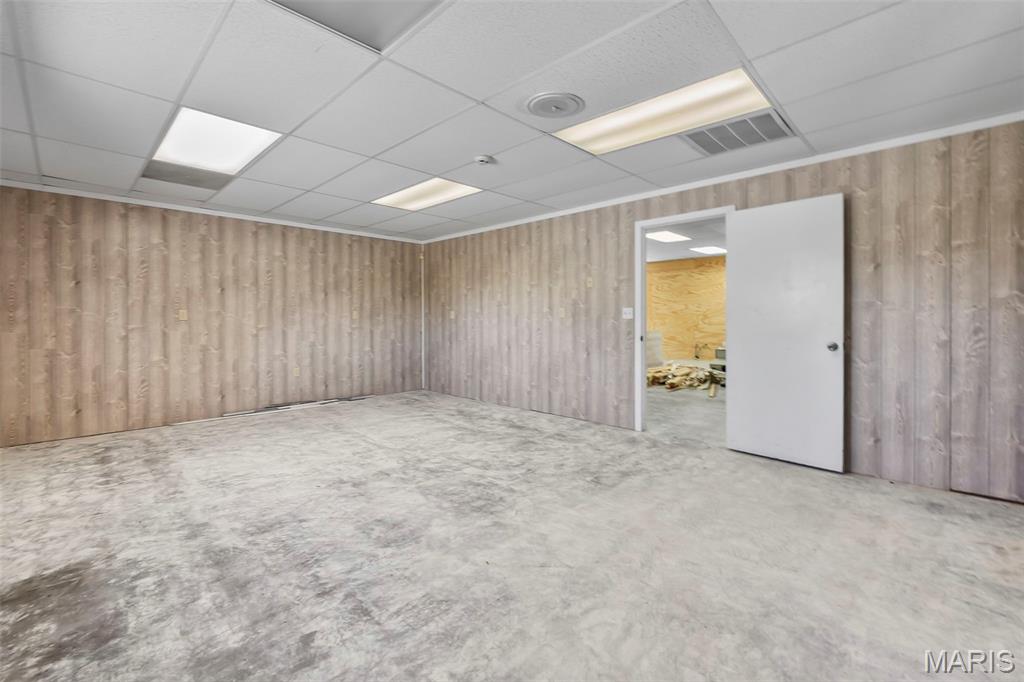 Marquand - Commercial Lease