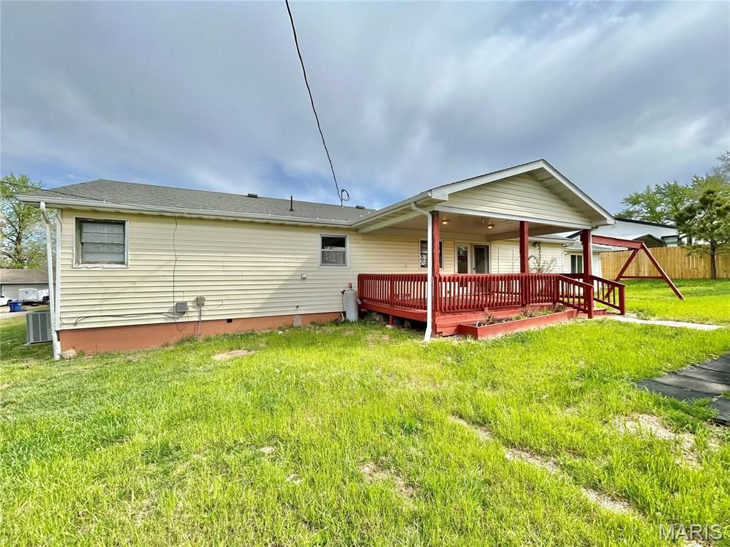 Photo of 1507 Roberts Drive, Salem, MO 65560 (MLS # 26021008)