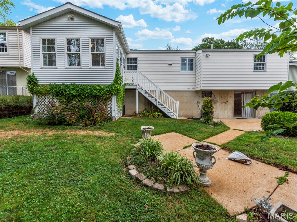 St Louis, Missouri 63128, United States, 3 Bedrooms Bedrooms, ,3 BathroomsBathrooms,Residential,Coming Soon,204851