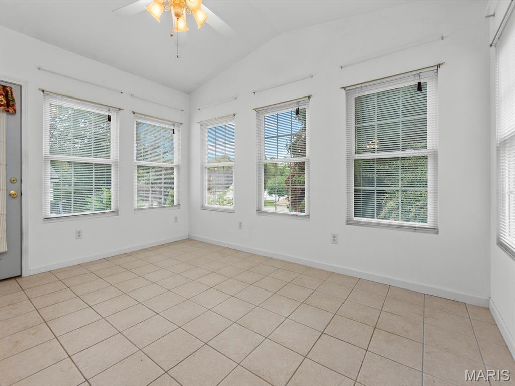 St Louis, Missouri 63128, United States, 3 Bedrooms Bedrooms, ,3 BathroomsBathrooms,Residential,Coming Soon,204851