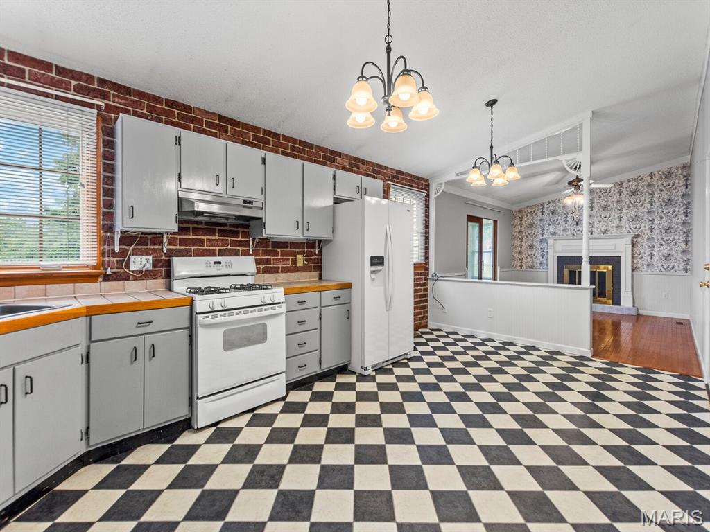 St Louis, Missouri 63128, United States, 3 Bedrooms Bedrooms, ,3 BathroomsBathrooms,Residential,Coming Soon,204851