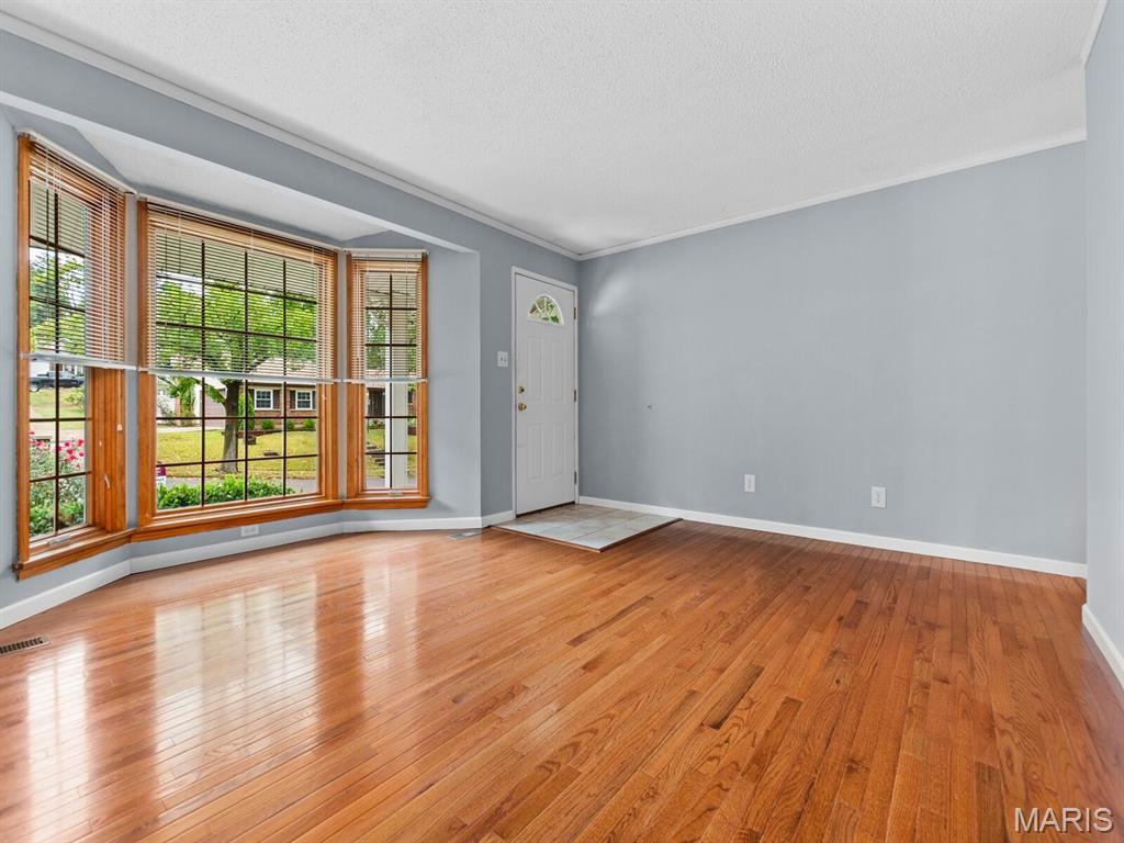 St Louis, Missouri 63128, United States, 3 Bedrooms Bedrooms, ,3 BathroomsBathrooms,Residential,Coming Soon,204851