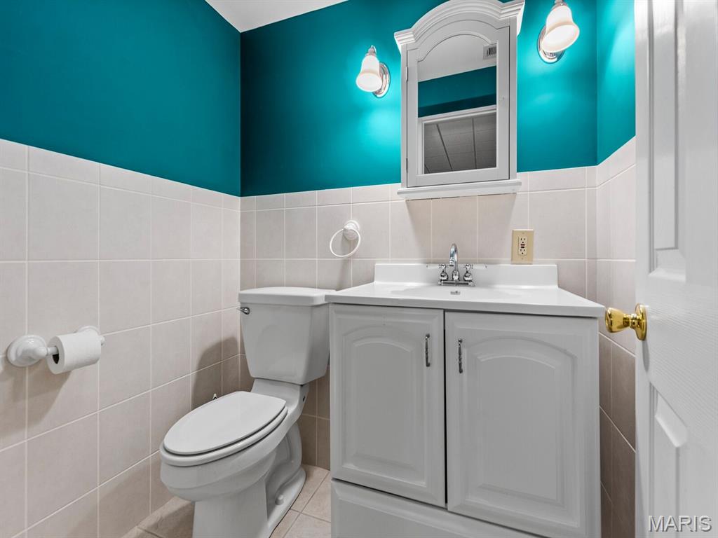 St Louis, Missouri 63128, United States, 3 Bedrooms Bedrooms, ,3 BathroomsBathrooms,Residential,Coming Soon,204851