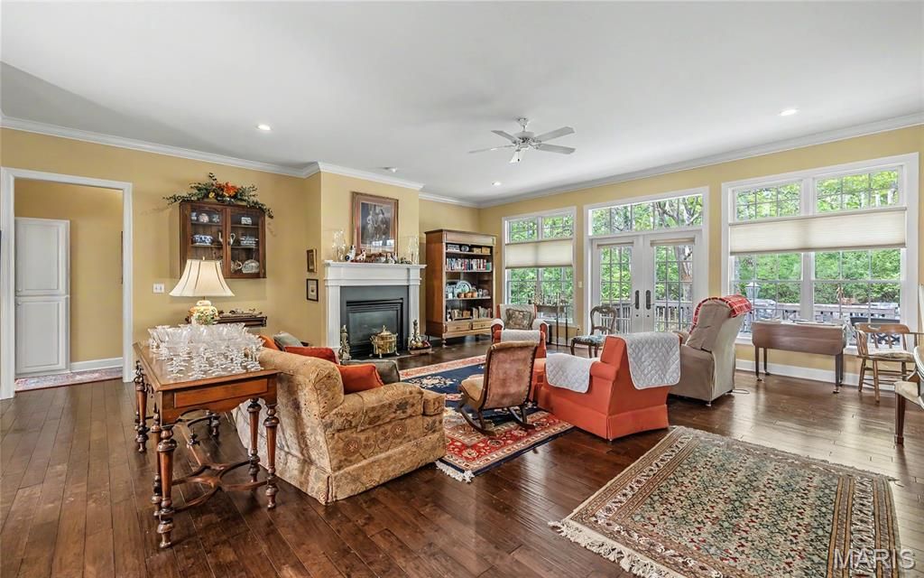 Photo of 822 Oak Knoll Rd, Rolla, MO 65401 (MLS # 26019762)