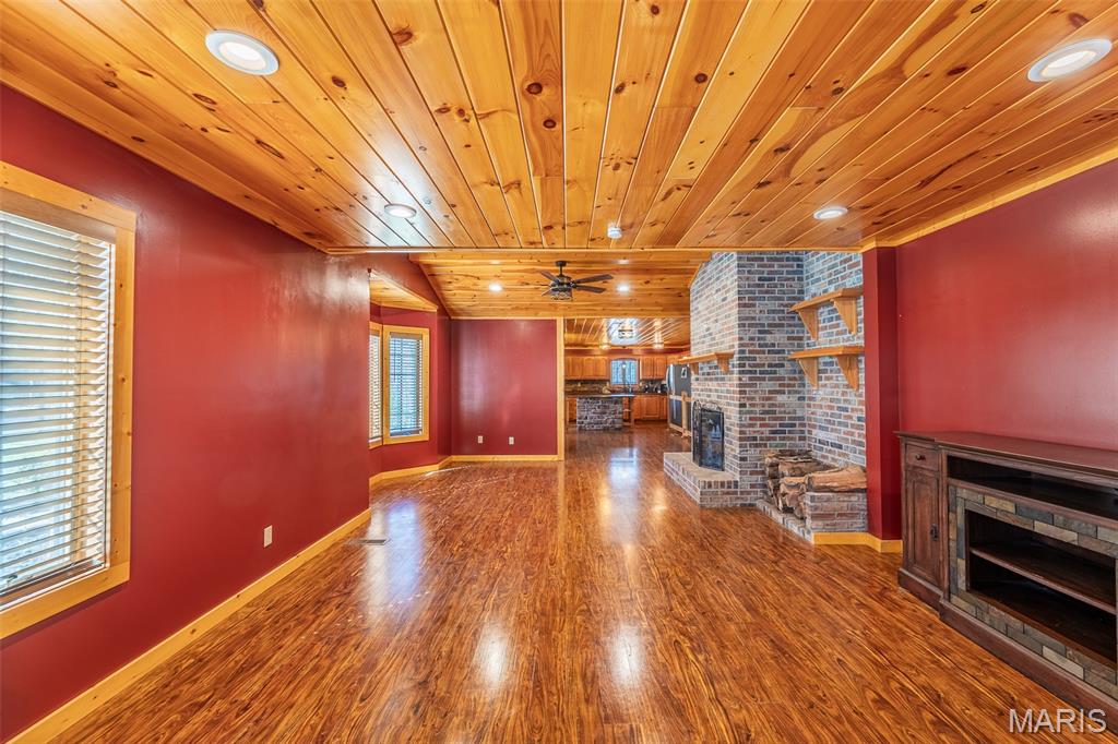 Lock Loma Sub - Residential