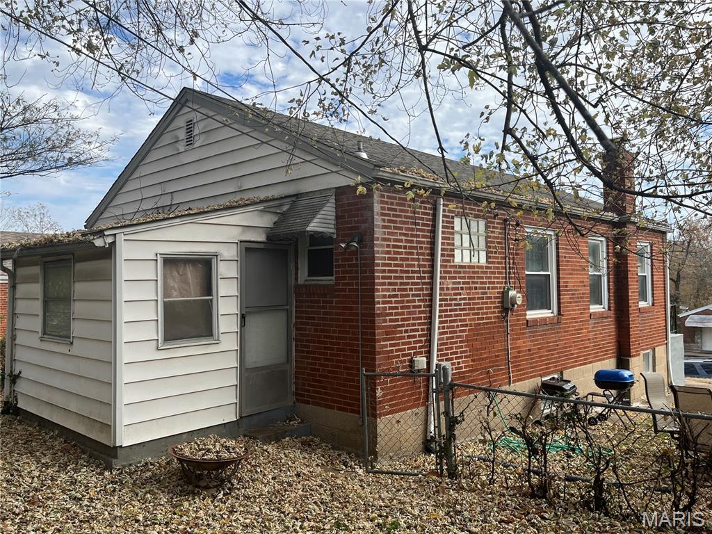 Fairview Hills Court A - Residential