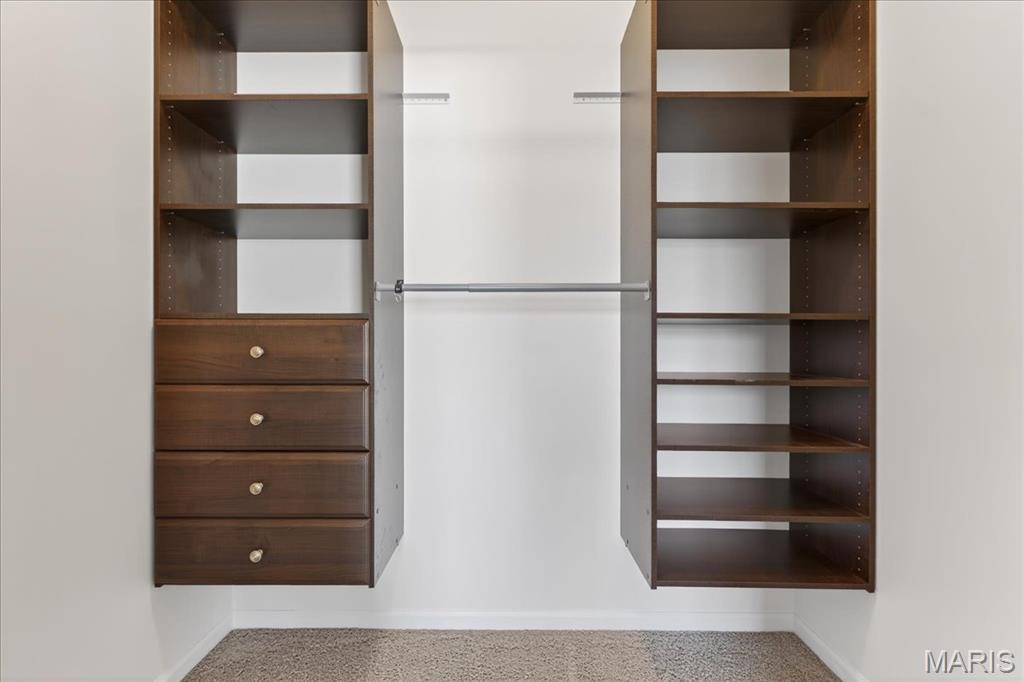 Bridgewater Cove A Condo 6th - Residential