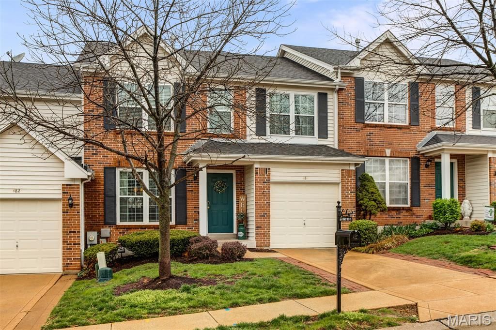 Photo of 484 Summit Tree Court, Fenton, MO 63026 (MLS # 26019719)