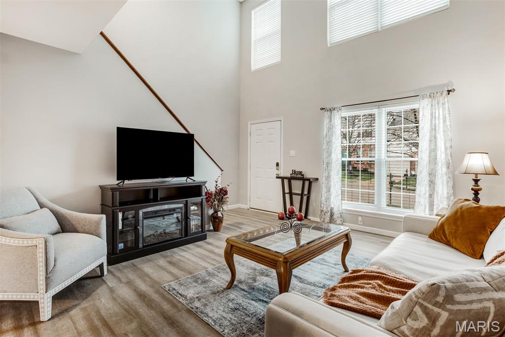 484 Summit Tree Court