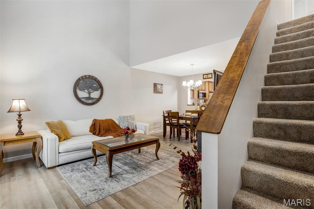 484 Summit Tree Court