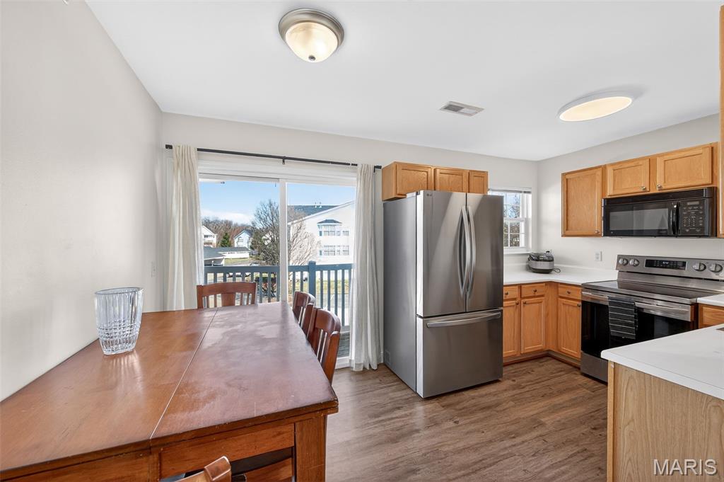 Turnberry Gardens Ph1 Condo & Esmt Prcl C - Residential