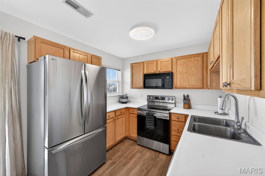 Turnberry Gardens Ph1 Condo & Esmt Prcl C - Residential