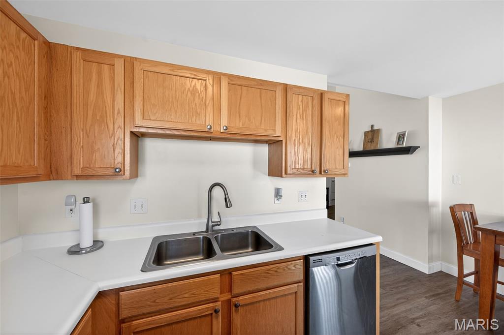 Turnberry Gardens Ph1 Condo & Esmt Prcl C - Residential