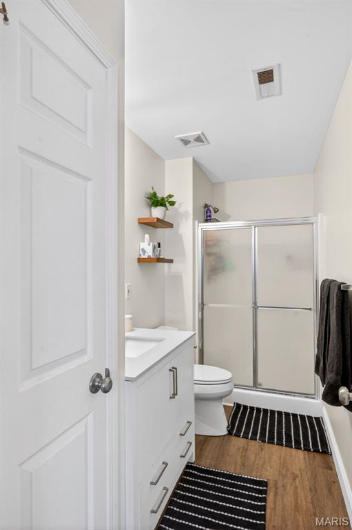 Turnberry Gardens Ph1 Condo & Esmt Prcl C - Residential