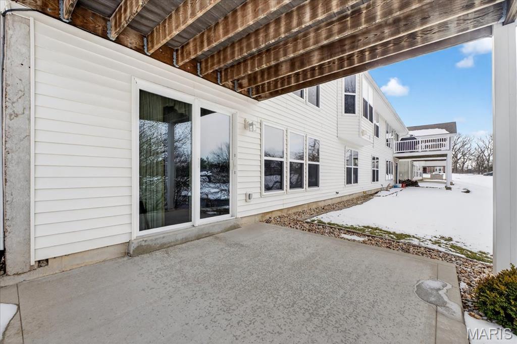 Villas At Newpoint - Residential