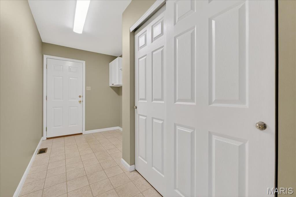 Villas At Newpoint - Residential