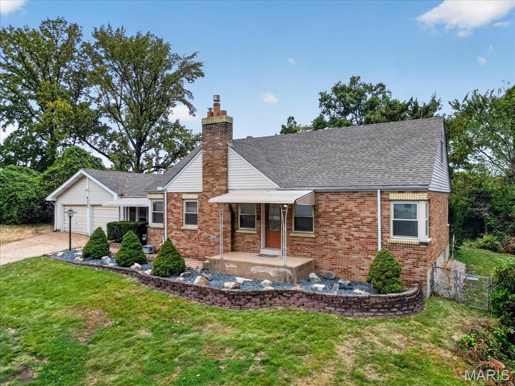 Photo of 9929 Berwick Drive, Affton, MO 63123 (MLS # 26067024)