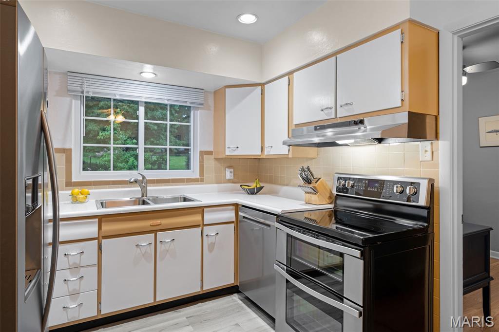 Richford Gardens 3 - Residential