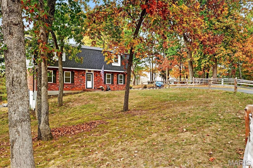 105 Lakeview Woods